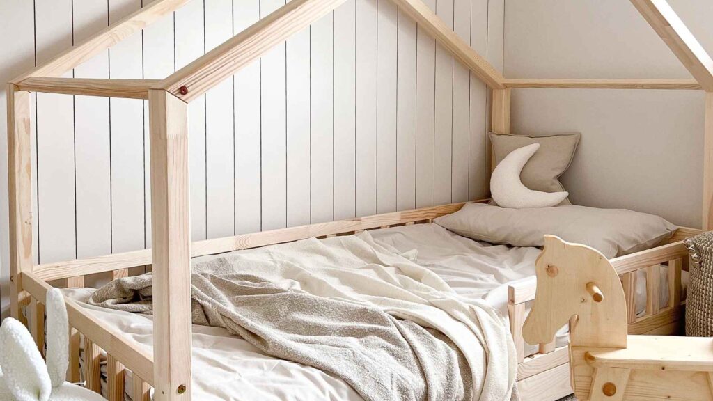 Roomix