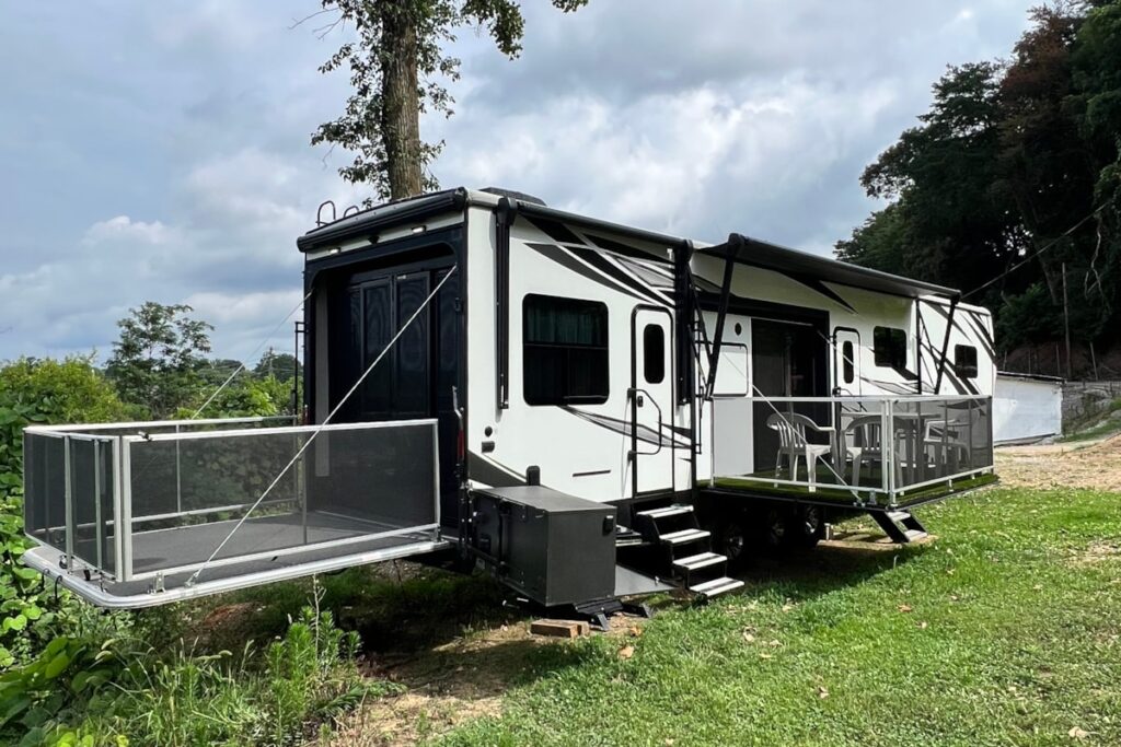 New Horizons RV Corp